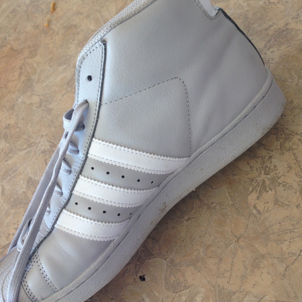 Grey superstar adidas high tops❤️ - Picture 2 of 4